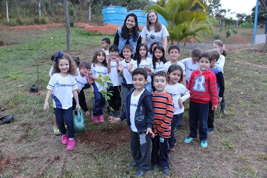 Atividades sustentáveis com crianças na escola e em casa